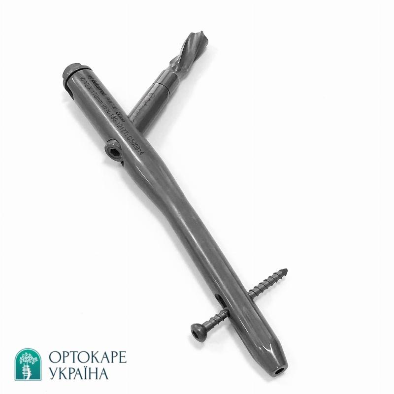 Проксимальний стегновий блокуючий стержень Betamed